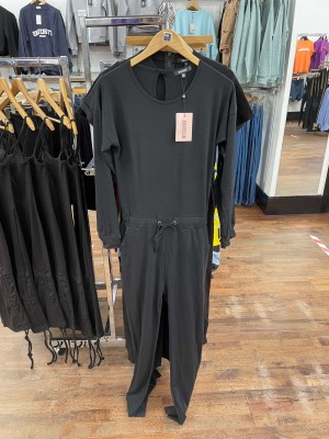 M1 Store